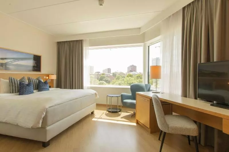 اتاق لوکس با تخت بزرگ, Courtyard By Marriott Stockholm Kungsholmen