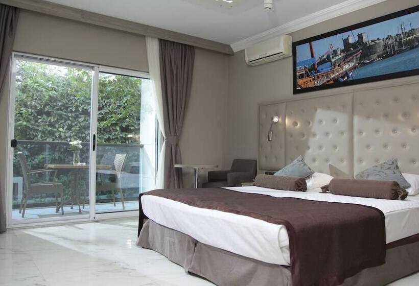 Семейный Номер Вид на Сад, Delta Hotels By Marriott Bodrum