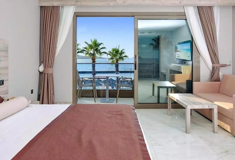 Standard-huone Merinäkymä Parveke, Delta Hotels By Marriott Bodrum