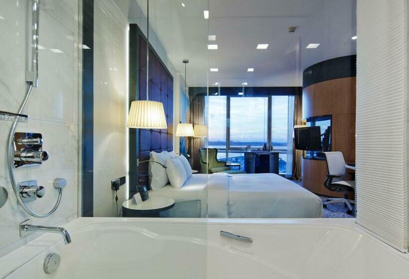 Deluxe Room King Size Bed, Doubletree By Hilton Istanbulmoda