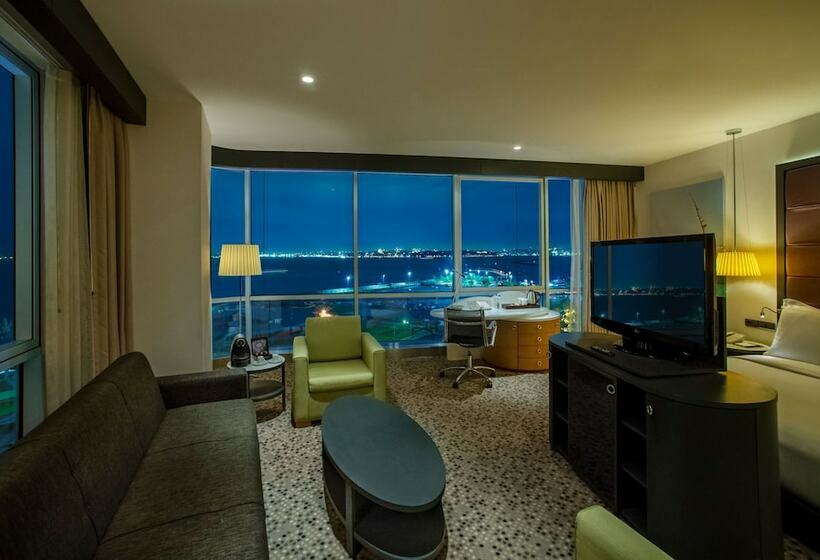 オーシャンビュージュニアスイート, Doubletree By Hilton Istanbulmoda