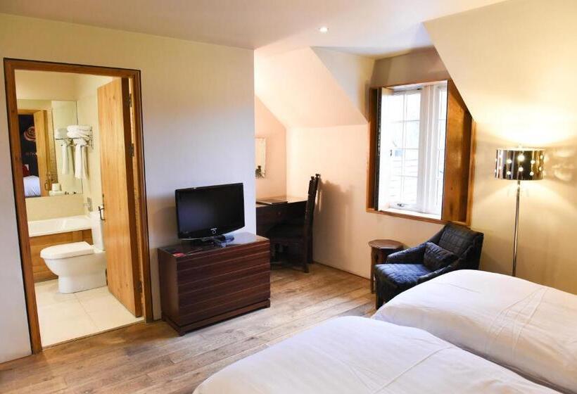 Номер Стандарт, Glenskirlie Castle