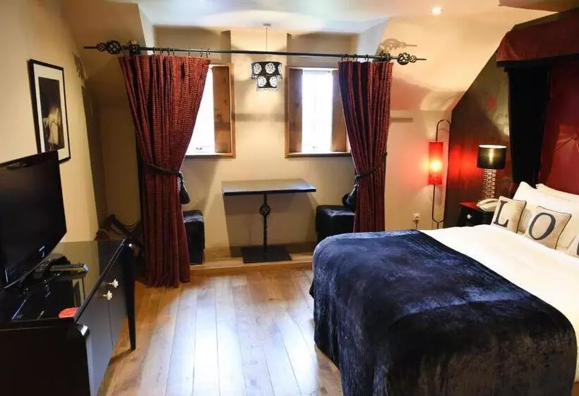 デラックスルーム, Glenskirlie Castle
