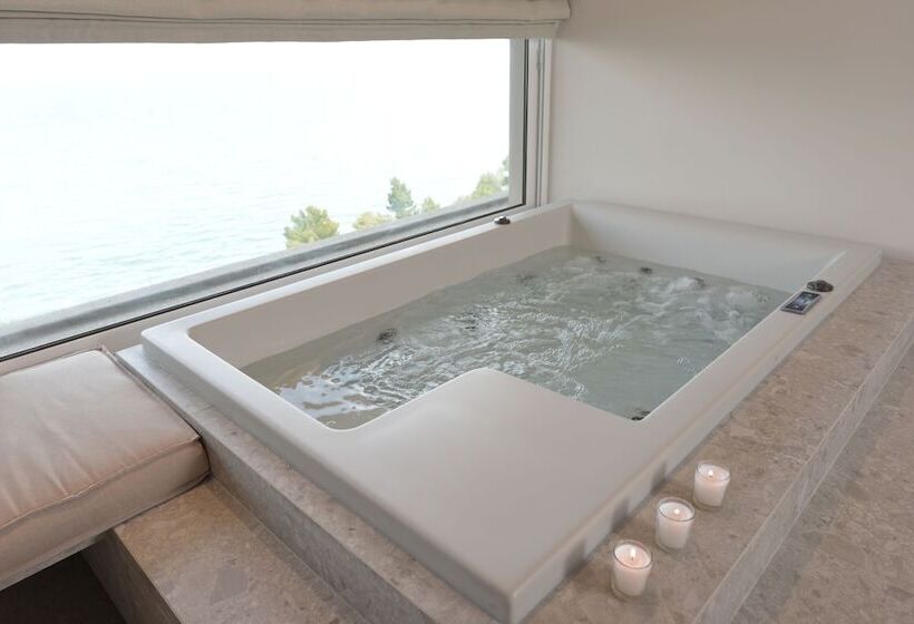 חדר סופריור נוף לים, King Saron Hotel Resort