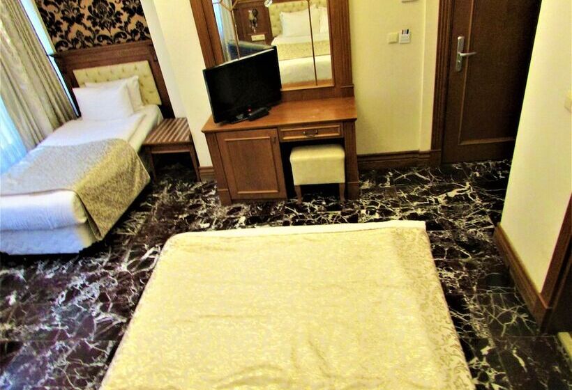 اتاق استاندارد سه نفره, Lausos Hotel Sultanahmet