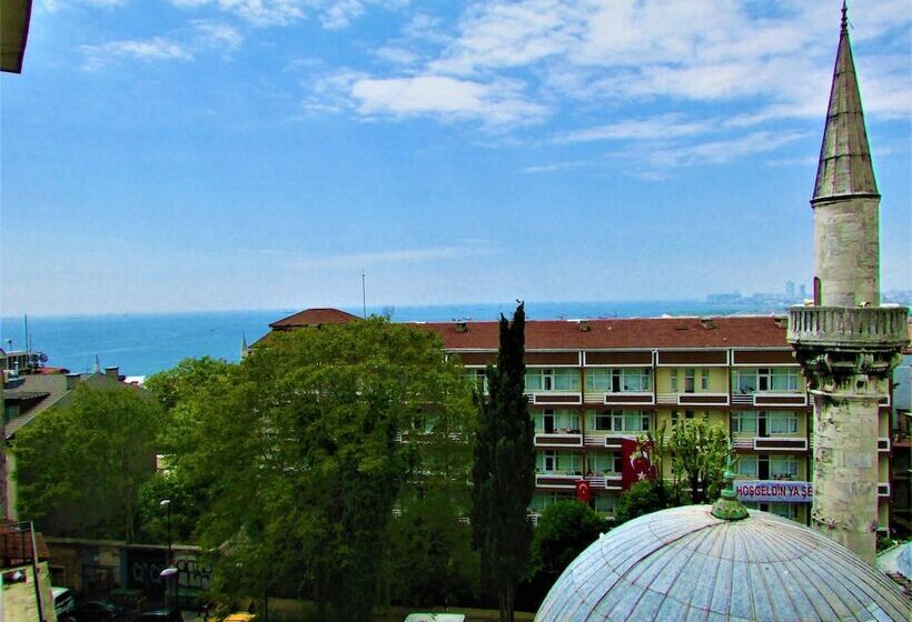 سوییت جونیور با چشمانداز دریا, Lausos Hotel Sultanahmet