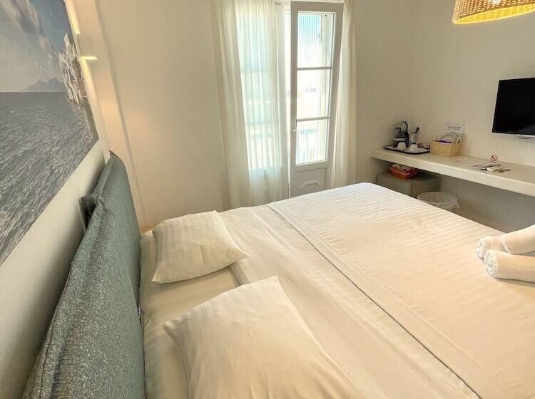 Номер Стандарт с Балконом, Lefteris