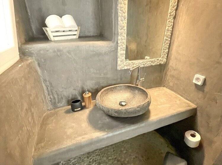 Номер Стандарт Трехместный, Lefteris