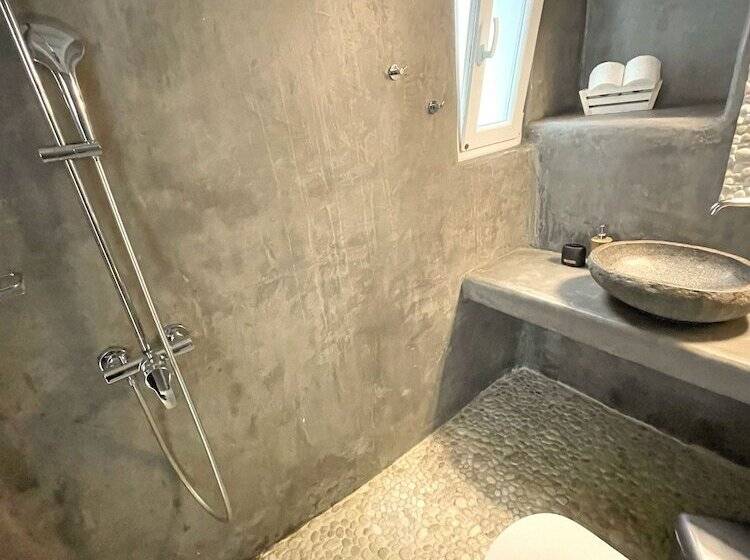 Номер Стандарт Трехместный, Lefteris