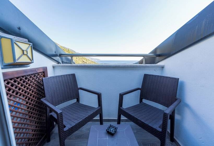 Номер Стандарт, Manaspark Deluxe