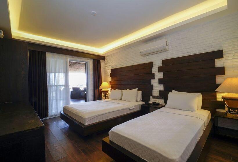 Номер Стандарт с Террасой, Manaspark Deluxe