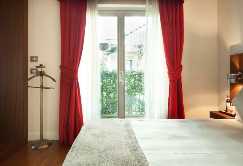 غرفة كلاسيكية, Milano Scala