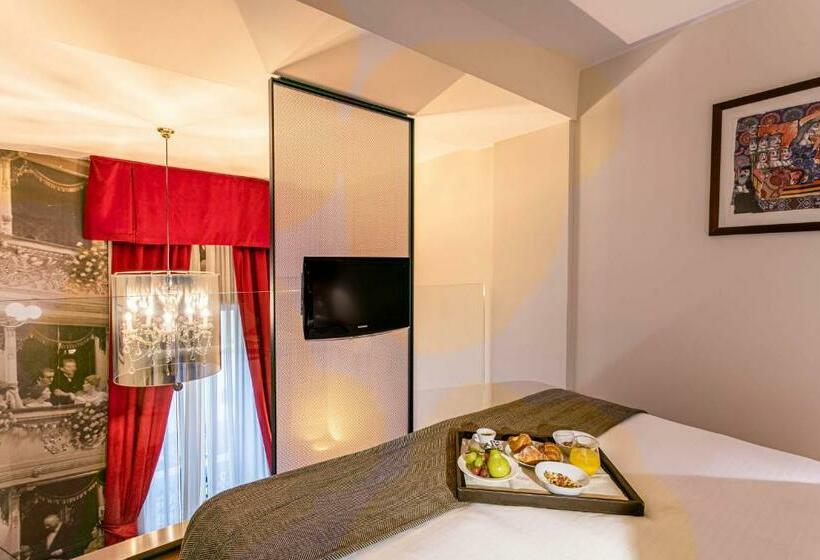 سوییت دوبلکس, Milano Scala