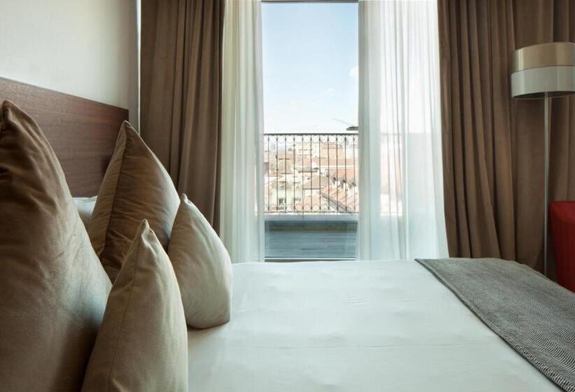سوییت جونیور, Milano Scala