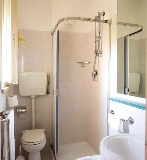 Standard Yhden Hengen Huone, Nettuno