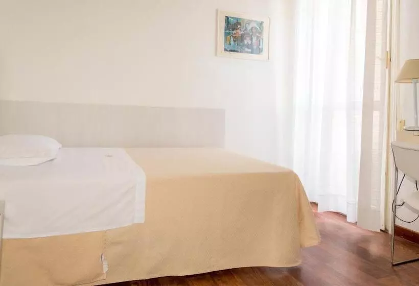 Standard Yhden Hengen Huone, Nettuno