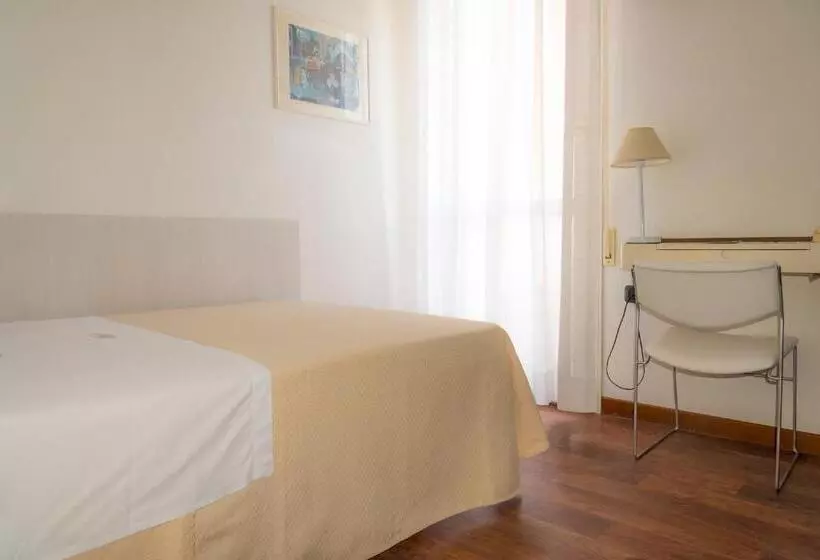 Standard Yhden Hengen Huone, Nettuno