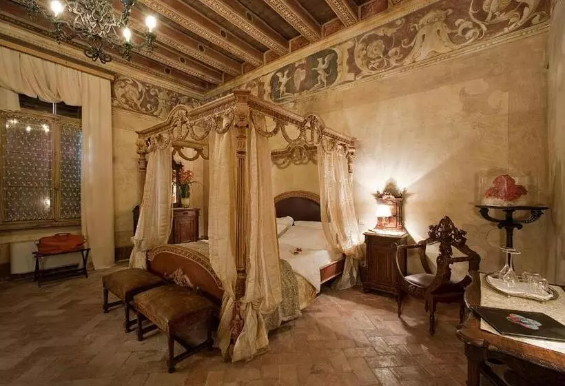 ロイヤルスイート, Relais Castello Bevilacqua