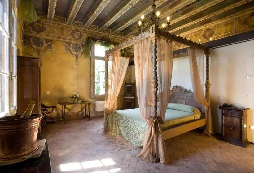 ロイヤルスイート, Relais Castello Bevilacqua
