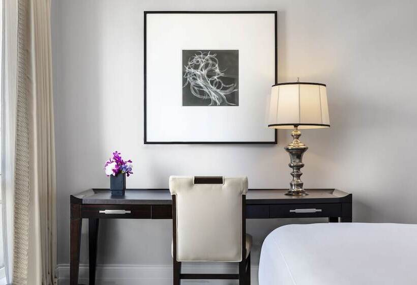 Quarto deluxe, Waldorf Astoria Chicago