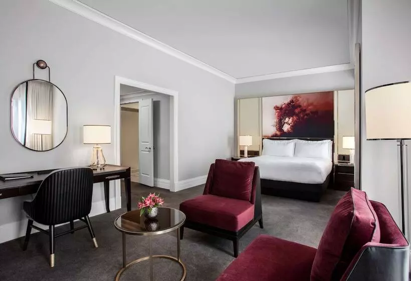 デラックスルーム, Waldorf Astoria Chicago