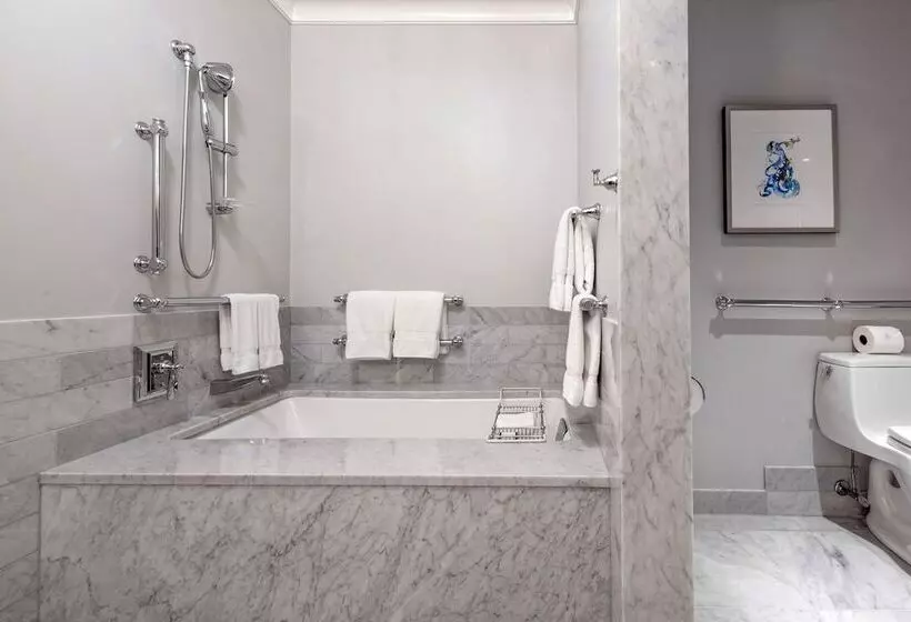 デラックススイート, Waldorf Astoria Chicago