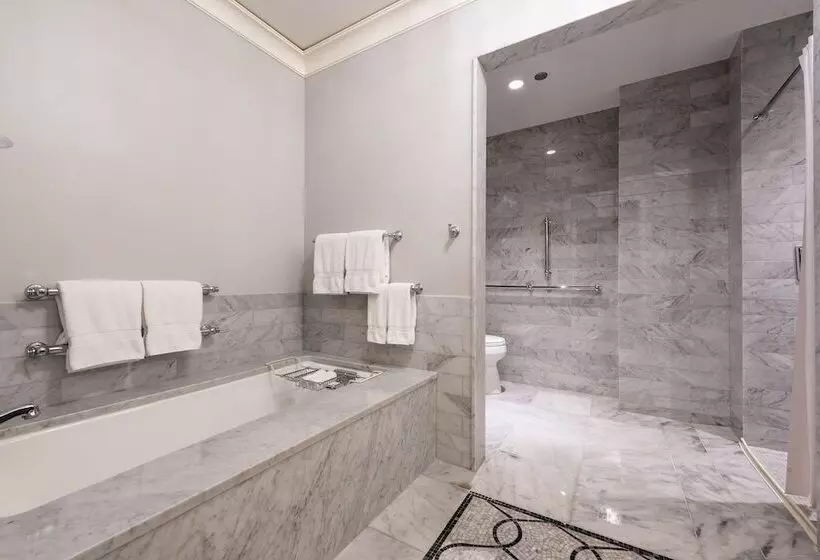 デラックススイート, Waldorf Astoria Chicago