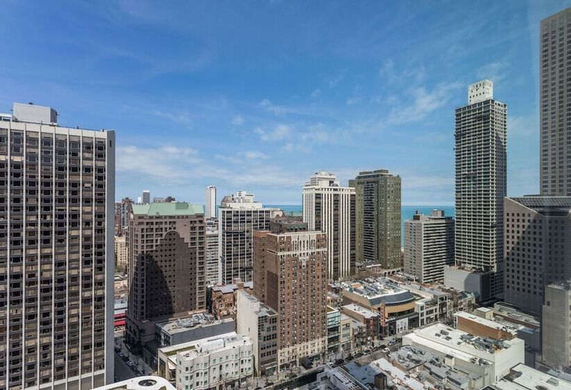 Quarto deluxe, Waldorf Astoria Chicago