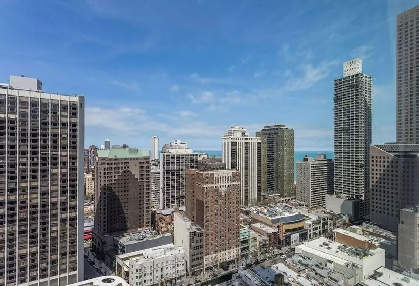 デラックスルーム, Waldorf Astoria Chicago