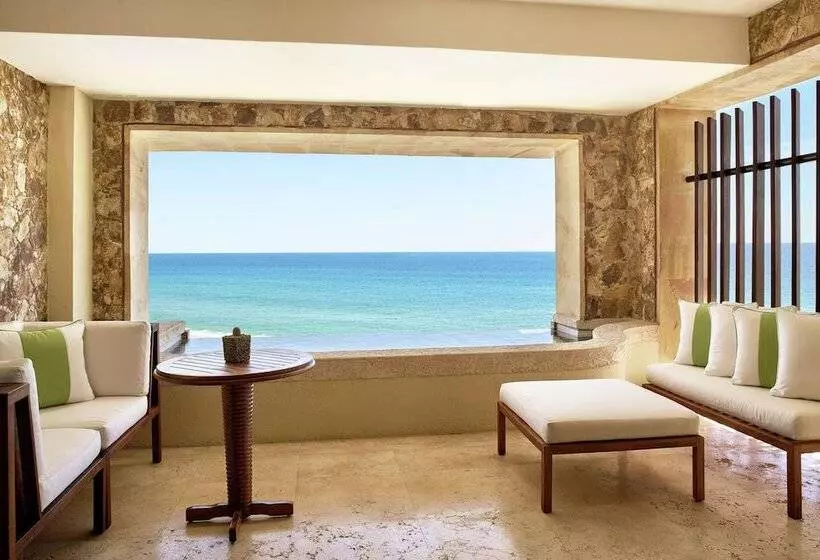 اتاق لوکس با چشم‌انداز دریا, Waldorf Astoria Los Cabos Pedregal