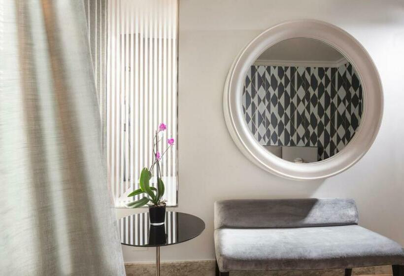 Camera Prestige, Palazzo Manfredi – Small Luxury Hotels Of The World