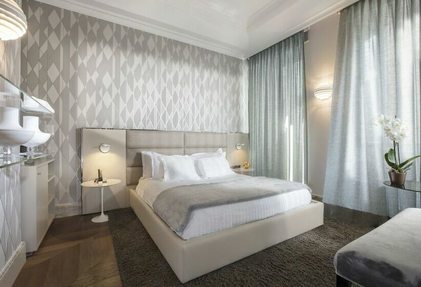 Camera Prestige, Palazzo Manfredi – Small Luxury Hotels Of The World