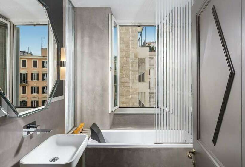 Camera Prestige, Palazzo Manfredi – Small Luxury Hotels Of The World