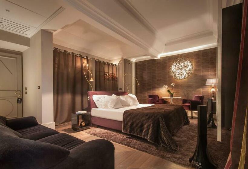 Suite Deluxe, Palazzo Manfredi – Small Luxury Hotels Of The World