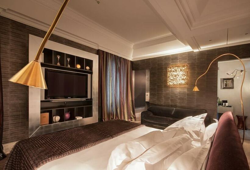 Suite, Palazzo Manfredi – Small Luxury Hotels Of The World