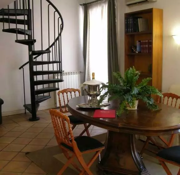 استودیوی استاندارد, Residenza Monti