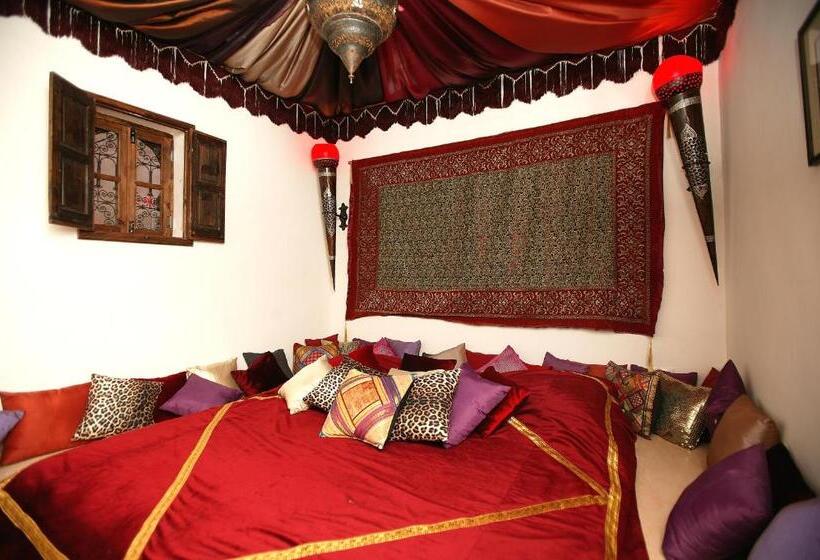 اتاق سوپریور, Riad Aladdin