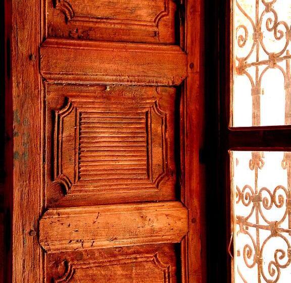 اتاق سوپریور, Riad Aladdin