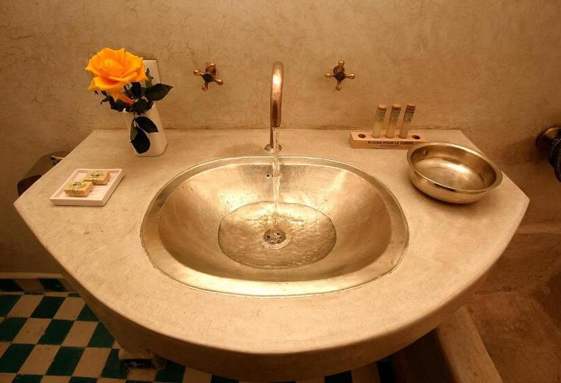 اتاق سوپریور, Riad Aladdin