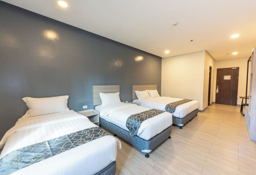 اتاق خانوادگی, One