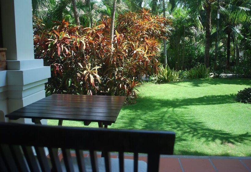 اتاق لوکس با چشم‌انداز باغ, Allezboo Beach Resort & Spa