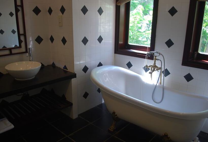 سوییت با چشم‌انداز دریا, Allezboo Beach Resort & Spa