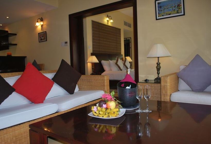 سوییت با چشم‌انداز دریا, Allezboo Beach Resort & Spa