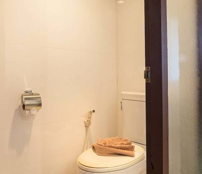 プールの見えるデラックスルーム, Aonang All Seasons Beach Resort