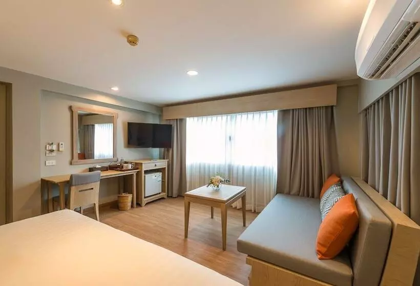 プールの見えるデラックスルーム, Aonang All Seasons Beach Resort