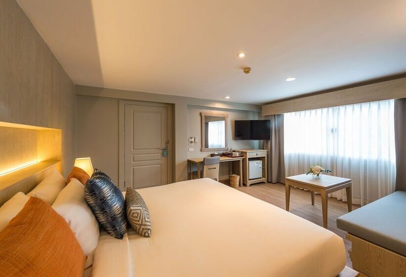 プールの見えるデラックスルーム, Aonang All Seasons Beach Resort