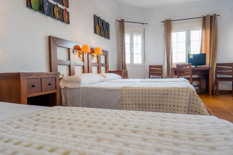 חדר סטנדרט לשלושה, Complejo Los Veneros