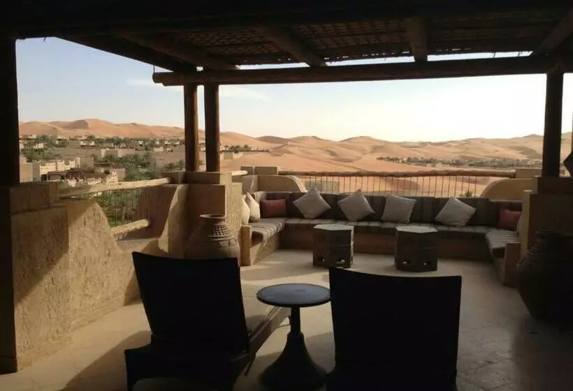 テラス付きデラックスルーム, Anantara Qasr Al Sarab Desert Resort