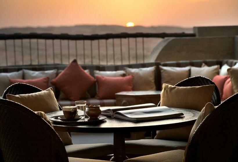 Номер Deluxe с Террасой, Anantara Qasr Al Sarab Desert Resort