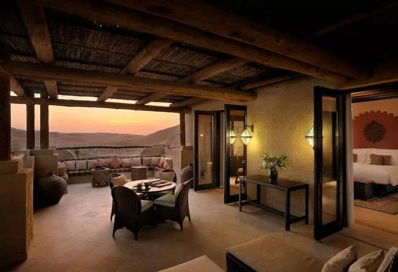 テラス付きデラックスルーム, Anantara Qasr Al Sarab Desert Resort
